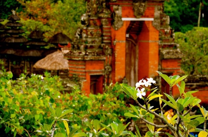 royal temple taman ayun