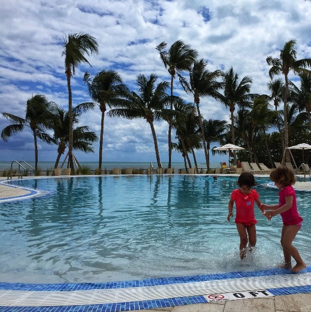 piscinas con niños